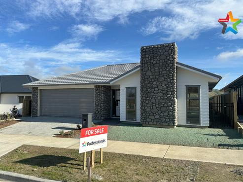 8 Kairaumati Crescent, Kelson