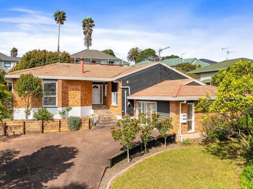 70 Caribbean Drive, Unsworth Heights