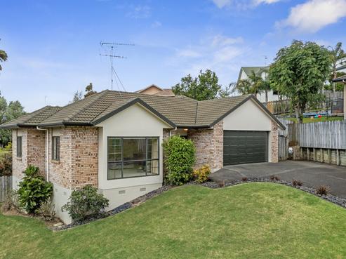 6 Sherwood Grove, Northcross