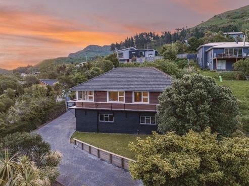89 Canterbury Street, Lyttelton