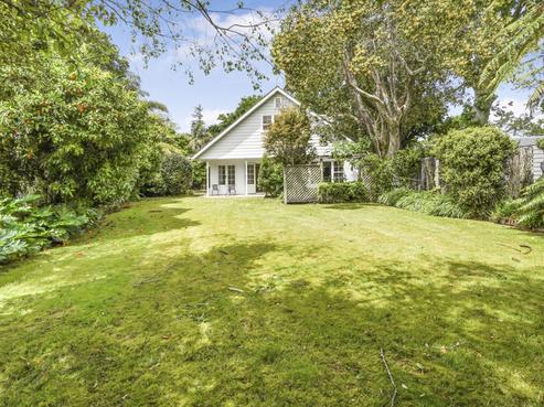 29 Pollock Drive, Chartwell