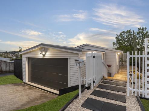 71 Fairclough Road, Beach Haven