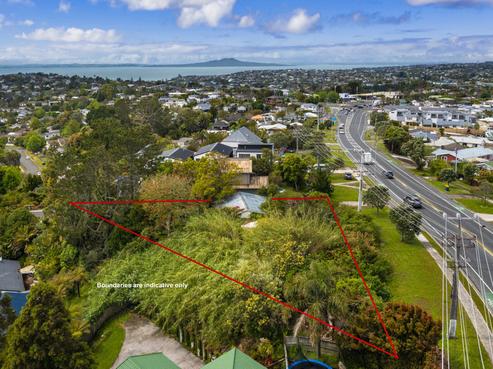 909 East Coast Road, Northcross