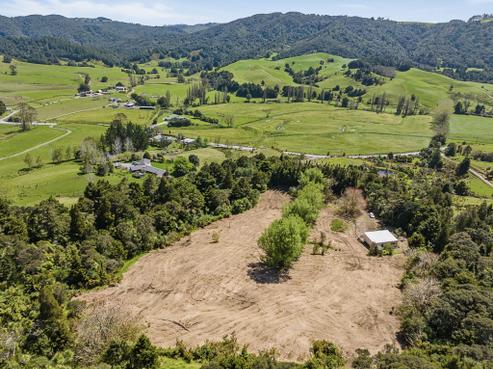 517 Helmsdale Road, Waipu