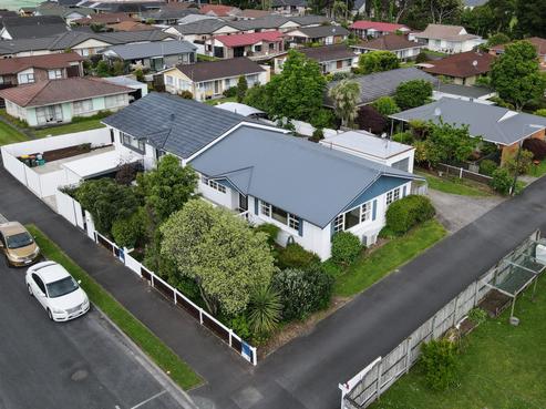 8A Enderley Avenue, Enderley