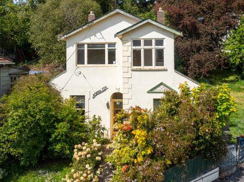 421 South Road, Caversham