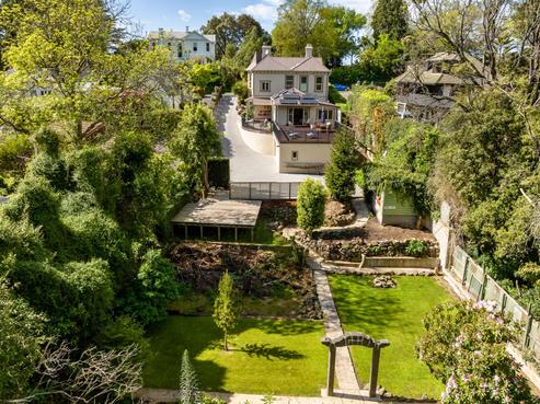 35 Littlebourne Road, Roslyn