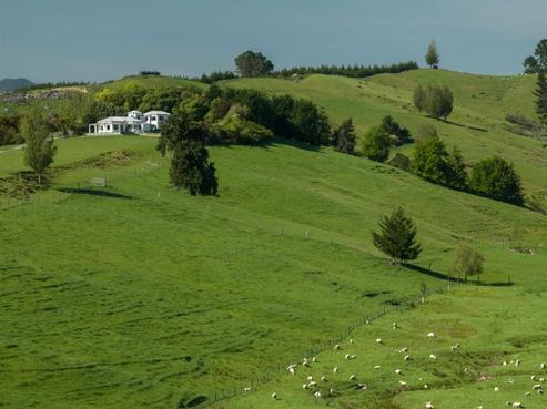 223 Redwood Valley Road, Redwood Valley