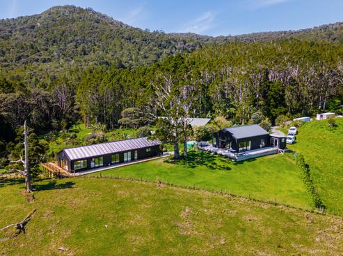 42A Upland Road, Huia