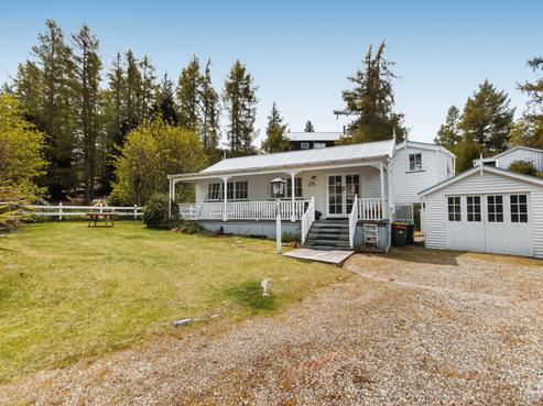 16 Strode Avenue, Naseby