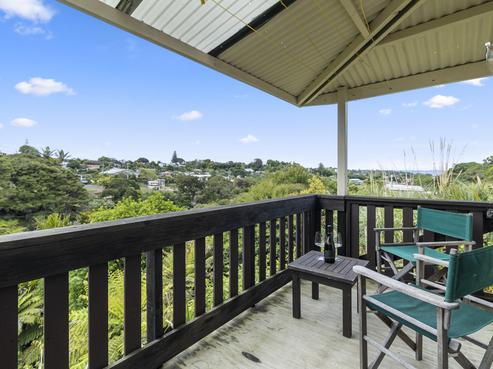 21 Beatty Parade, Surfdale