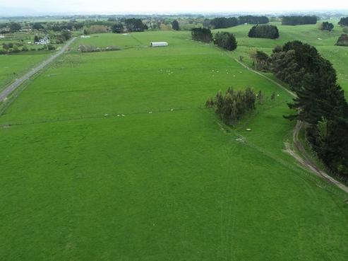 355 Watershed Road, Bunnythorpe