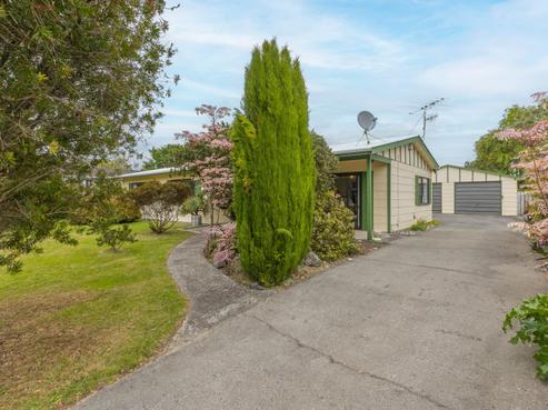51 Andrew Street, Waikanae