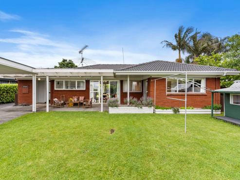 11 Magnolia Avenue, Rosehill