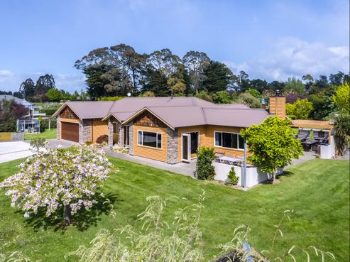 76E Willow Park Drive, Opaki