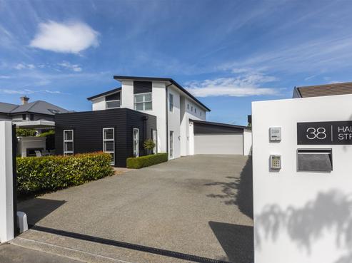 38 Halton Street, Strowan