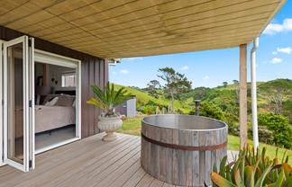 1044 Awhitu Road, Waiuku