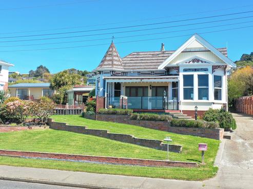 160 Marine Parade, Bluff