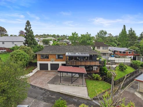 30 Houchens Road, Glenview