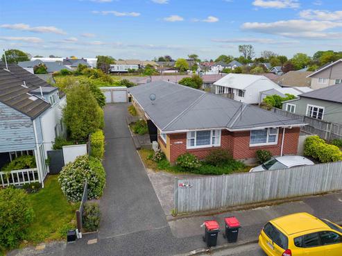 11 Clare Road, Saint Albans