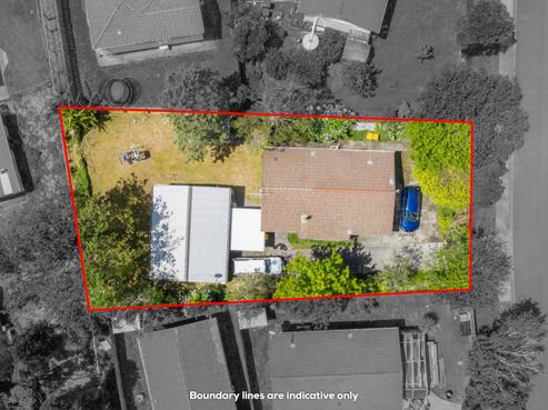 7 Silverstone Place, Henderson