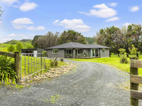 713A Kaiaua Road, Mangatangi