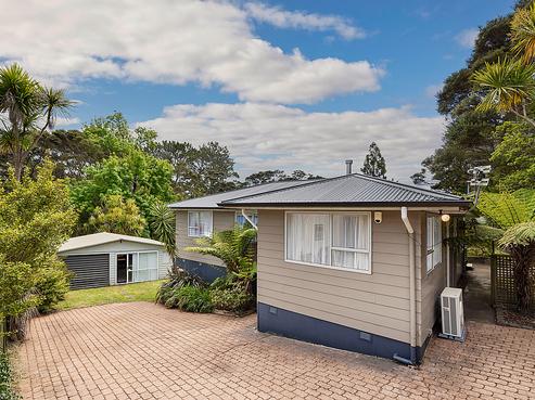 11 Onedin Place, Titirangi