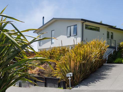 31 Soleares Avenue, Mount Pleasant