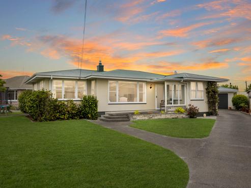 18 Keats Avenue, Onekawa