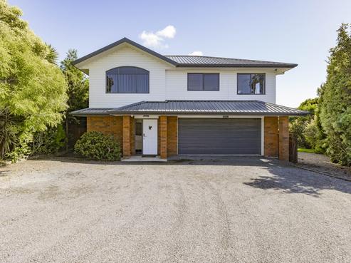 37 Clarks Beach Road, Clarks Beach