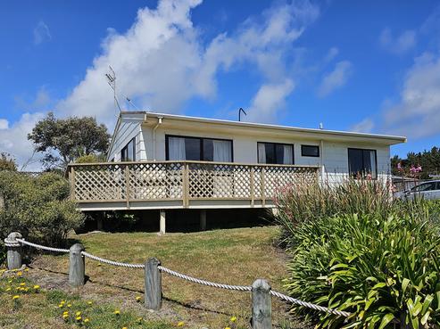 8 Rangitane Grove, Waitarere Beach