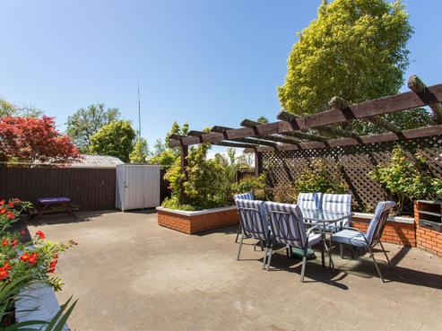 18 Rembrandt Place, Burnside
