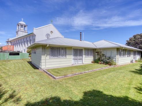 12 Stafford Street, Hokitika
