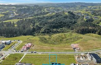 30 Grand Ridge Avenue, Flat Bush