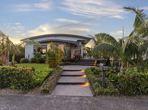 42 Columbia Crescent, Beachlands