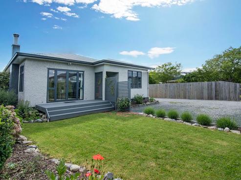 35 Ellis Street, Brightwater