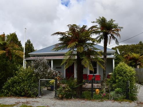 8 Gladstone Street, Seddonville