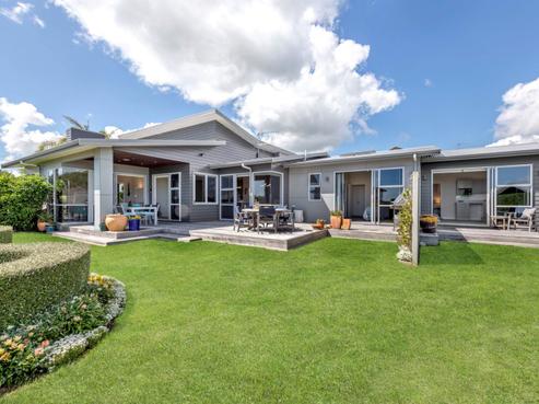 38 Liberty Crescent, Beachlands