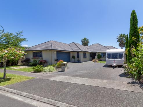 25 Pinotage Drive, Greenmeadows
