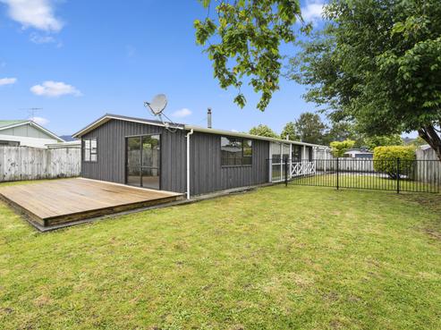 7 Laredo Grove, Totara Park