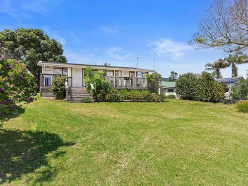 77 Vista Paku, Pauanui