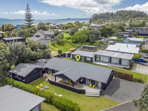 118 Lil Place, Whangapoua