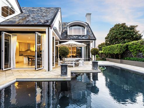 3A Shipherds Avenue, Epsom