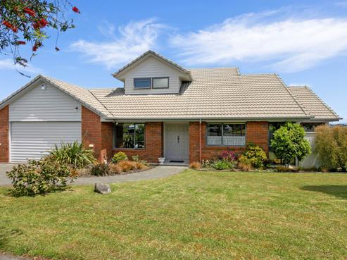18 Sharples Place, Somerville