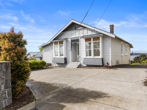 88 Onewa Road, Northcote Point