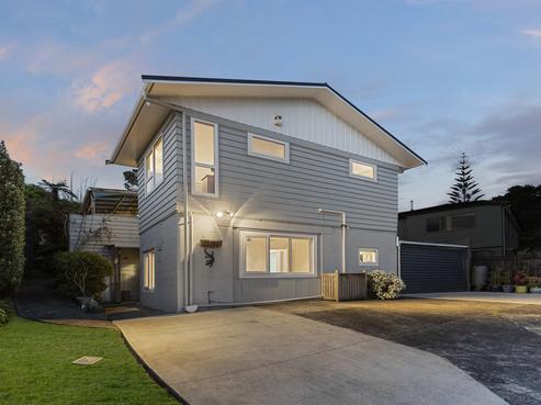 114 Captain Scott Road, Glen Eden