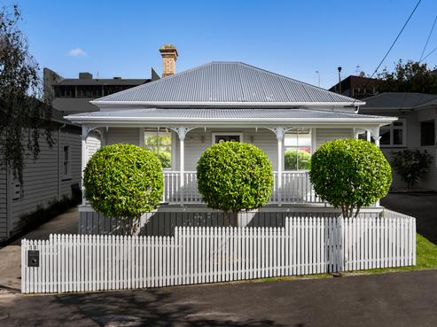 18 First Avenue, Kingsland