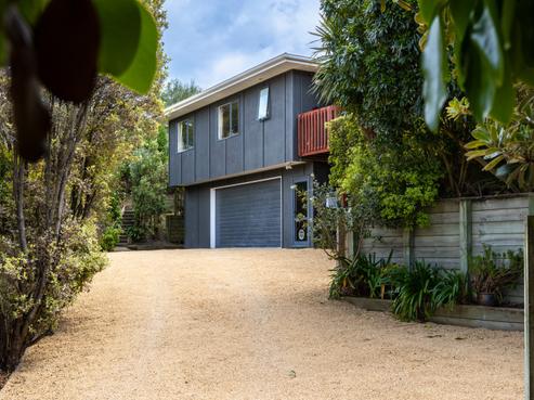 6 Lorna Irene Drive, Raumati South