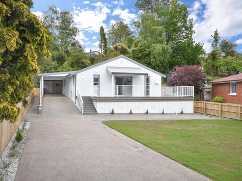 11 Flower Street, Fairfield