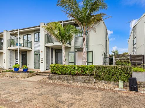 72 Gunner Drive, Te Atatu Peninsula